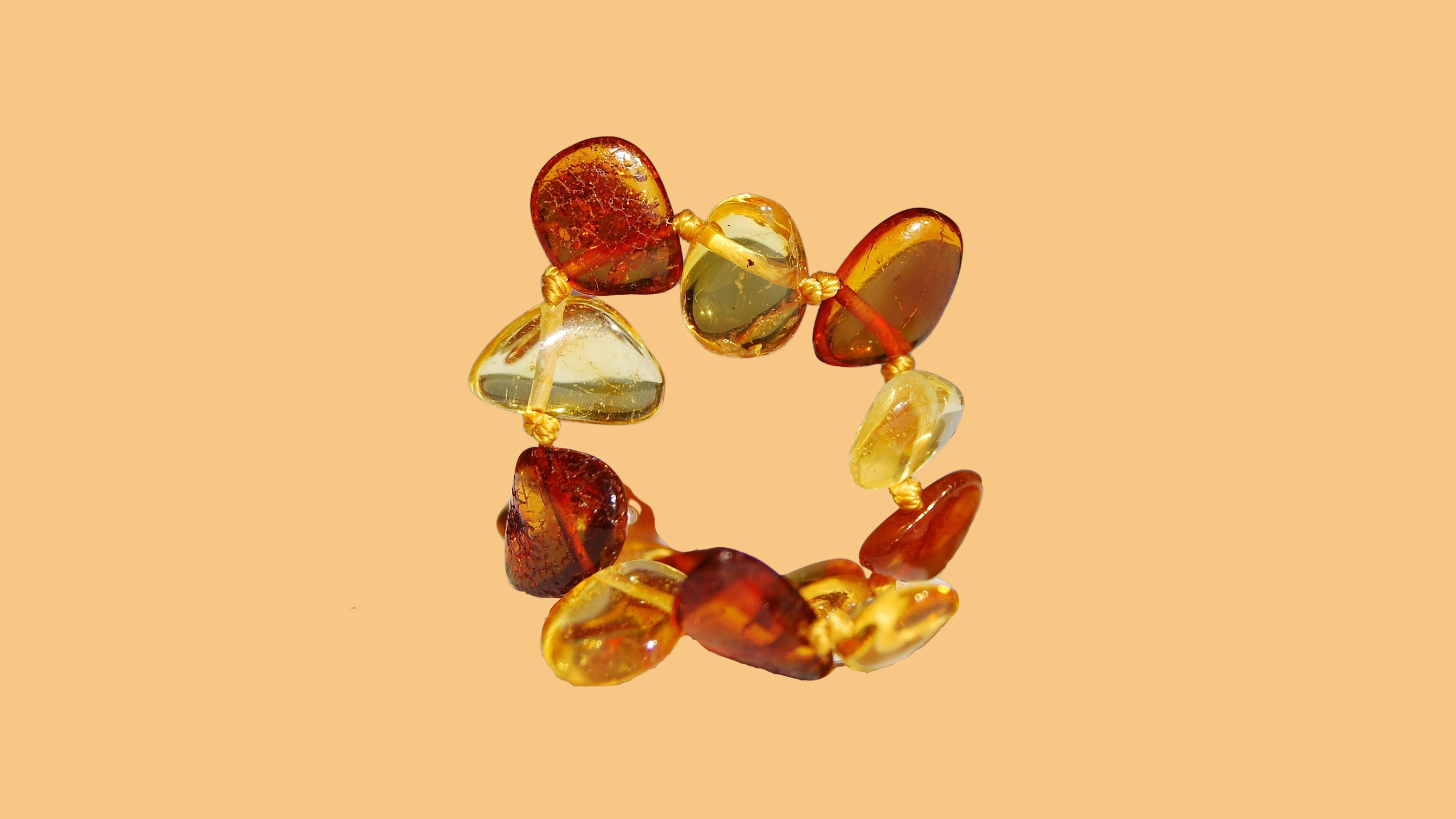 Les colliers d'ambre soulagent-ils les poussées dentaires des bébés ?